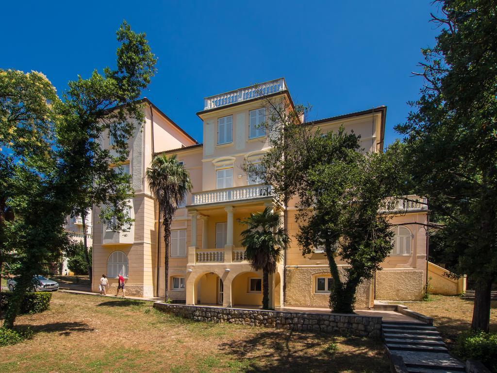 Hotel Vila Ruzica- Glavna Zgrada I Depandanse 茨里克韦尼察 外观 照片