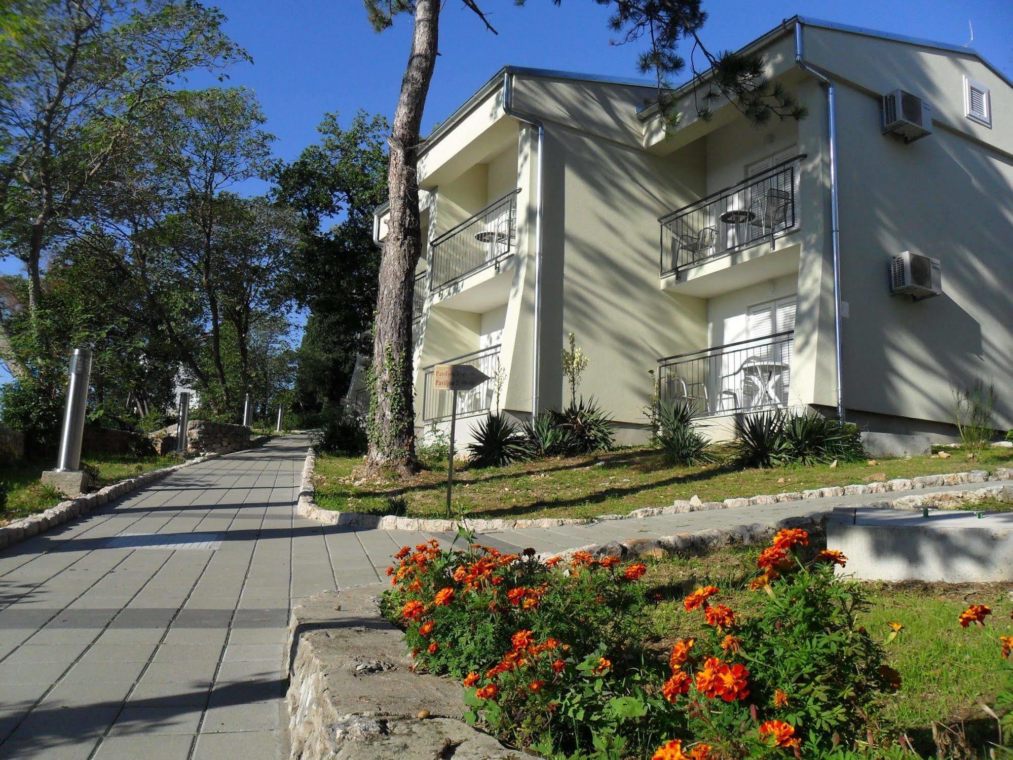 Hotel Vila Ruzica- Glavna Zgrada I Depandanse 茨里克韦尼察 外观 照片