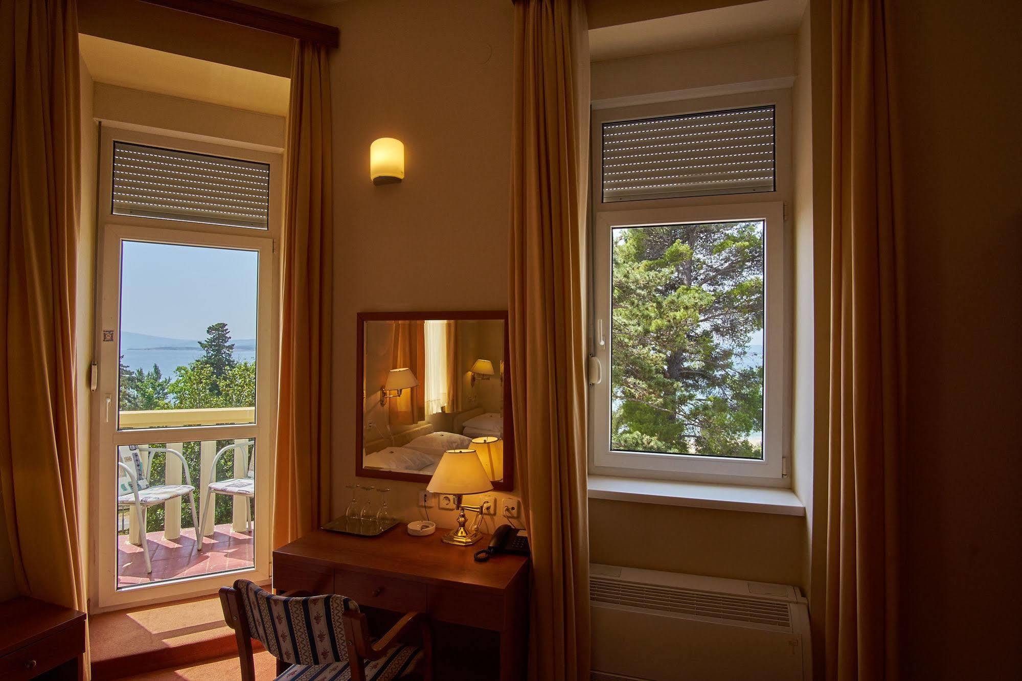 Hotel Vila Ruzica- Glavna Zgrada I Depandanse 茨里克韦尼察 外观 照片